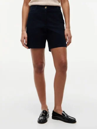Pantaloni scurți chino elastici de 7″