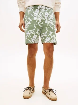 Pantaloni scurți cu croială regular, imprimeu tropical, lungime 7″