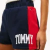 Pantaloni scurți de trening Varsity Tommy Logo Colorblock Pantaloni scurți de trening Varsity Tommy Logo Colorblock