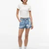Pantaloni scurți din blugi cu manșete Tommy Jeans Pantaloni scurți din blugi cu manșete Tommy Jeans