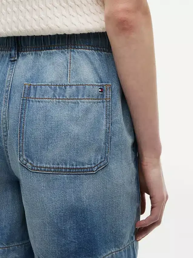 Pantaloni scurți din denim Pantaloni scurți din denim