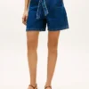 Pantaloni scurți din denim cu talie înaltă și curele