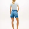 Pantaloni scurți din denim cu talie înaltă și curele