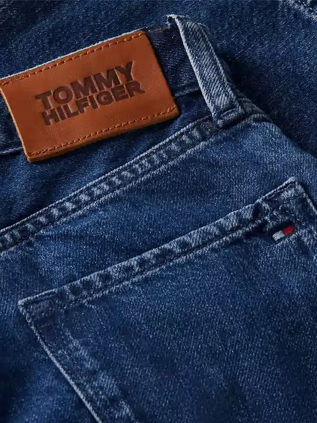 Pantaloni scurți din denim largi cu imprimeu graffiti pentru copii Pantaloni scurți din denim largi cu imprimeu graffiti pentru copii