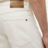 Pantaloni scurți din denim vopsiți în bucată, croială regular