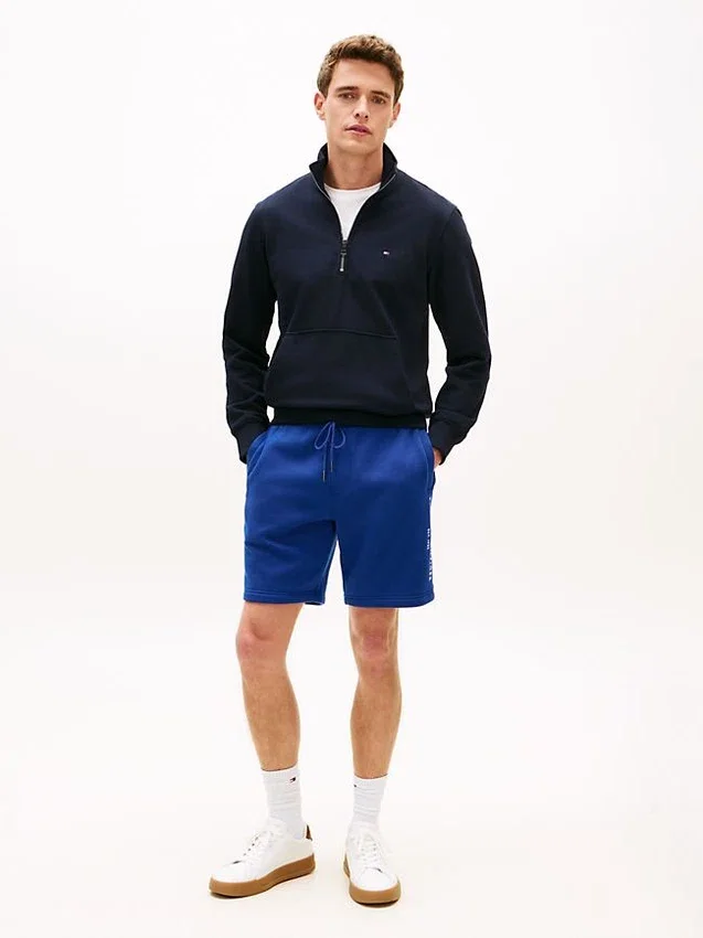 Pantaloni scurți din fleece cu logo Tommy brodat Pantaloni scurți din fleece cu logo Tommy brodat