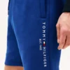 Pantaloni scurți din fleece cu logo Tommy brodat Pantaloni scurți din fleece cu logo Tommy brodat