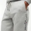 Pantaloni scurți din fleece cu logo Tommy brodat Pantaloni scurți din fleece cu logo Tommy brodat