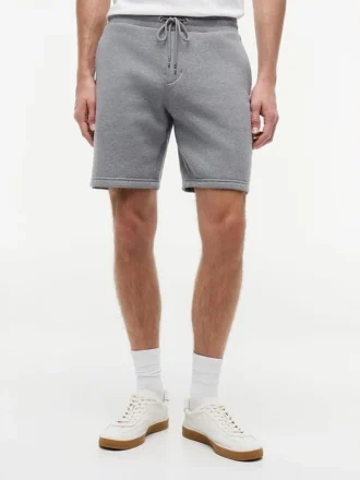 Pantaloni scurți din fleece periat, croială regular, 8″ Pantaloni scurți din fleece periat, croială regular, 8″