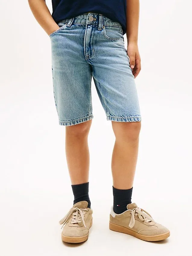 Pantaloni scurți drepți din denim pentru copii Pantaloni scurți drepți din denim pentru copii