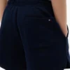 Pantaloni scurți pentru copii cu logo steag în nuanțe tonale Pantaloni scurți pentru copii cu logo steag în nuanțe tonale