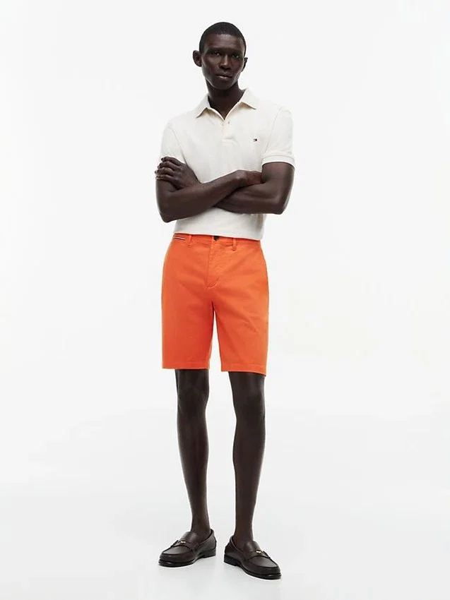 Pantaloni scurți Tommy cu talie confortabilă de 9″ și croială regular Pantaloni scurți Tommy cu talie confortabilă de 9″ și croială regular