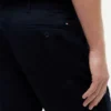 Pantaloni scurți Tommy cu talie confortabilă de 9″ și croială regular Pantaloni scurți Tommy cu talie confortabilă de 9″ și croială regular