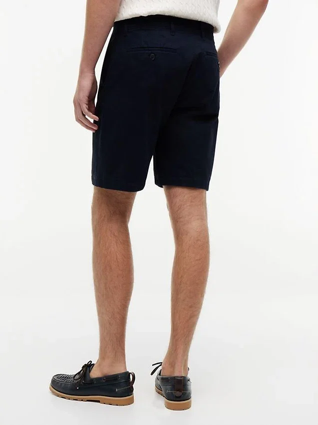 Pantaloni scurți Tommy cu talie confortabilă de 9″ și croială regular Pantaloni scurți Tommy cu talie confortabilă de 9″ și croială regular