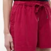 Pantaloni scurți ușori, fără nasturi Pantaloni scurți ușori, fără nasturi