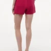 Pantaloni scurți ușori, fără nasturi Pantaloni scurți ușori, fără nasturi