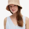 Pălărie tip bucket din rafie croșetată Pălărie tip bucket din rafie croșetată