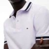 Polo cu croială regular și detalii contrastante Polo cu croială regular și detalii contrastante