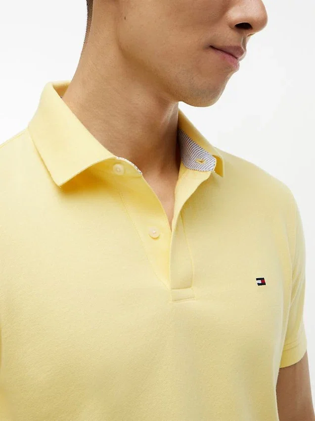 Polo Tommy cu croială regular și material elastic Polo Tommy cu croială regular și material elastic