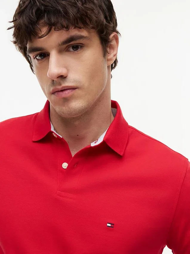 Polo Tommy cu croială regular și material elastic Polo Tommy cu croială regular și material elastic