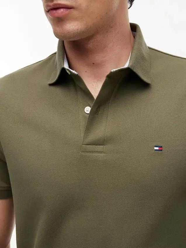 Polo Tommy cu croială regular și material elastic Polo Tommy cu croială regular și material elastic