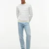 Pulover clasic cu guler rotund și dungi Pulover clasic cu guler rotund și dungi