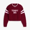 Pulover Tommy Jeans 85 Varsity cu guler în V Pulover Tommy Jeans 85 Varsity cu guler în V