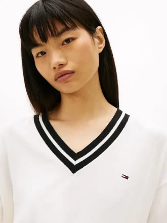 Pulover Tommy Jeans cu croială lejeră și guler în V Pulover Tommy Jeans cu croială lejeră și guler în V