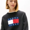 Pulover Tommy Jeans cu logo steag Pulover Tommy Jeans cu logo steag