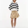 Pulover Tommy Jeans cu tricotaj în dungi