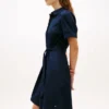 Rochie-cămașă cu mâneci bufante și curea Rochie-cămașă cu mâneci bufante și curea