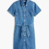 Rochie-cămașă din denim cu spălare medie și curele Rochie-cămașă din denim cu spălare medie și curele
