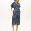 Rochie-cămașă midi din in cu imprimeu steag și curele