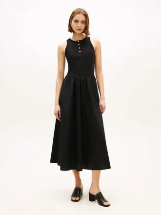 Rochie fără mâneci din materiale mixte