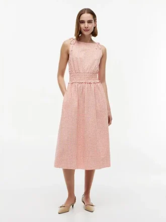 Rochie midi din seersucker cu carouri și drapaj