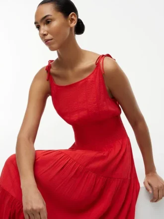 Rochie midi din seersucker cu volane