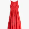 Rochie midi din seersucker cu volane Rochie midi din seersucker cu volane