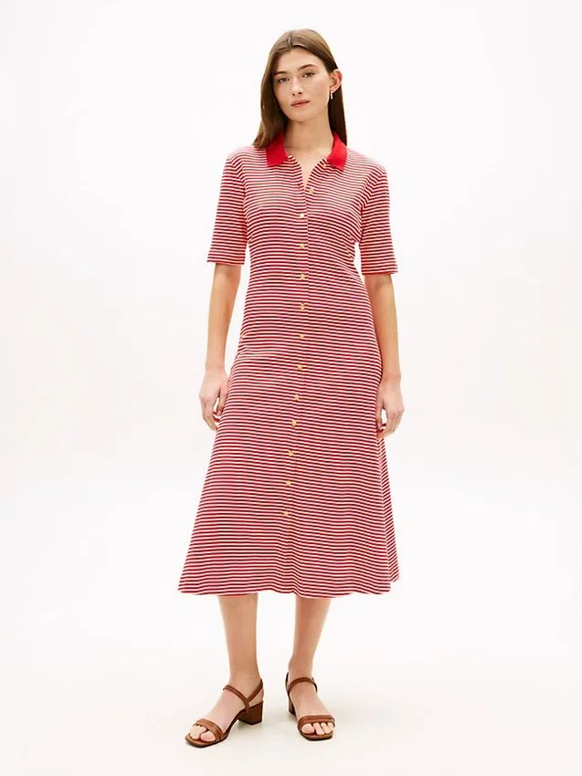 Rochie midi polo cu nasturi aurii Rochie midi polo cu nasturi aurii
