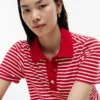 Rochie polo cu dungi și nasturi aurii
