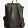 Rucsac cu clapă din piele de căprioară Rucsac cu clapă din piele de căprioară