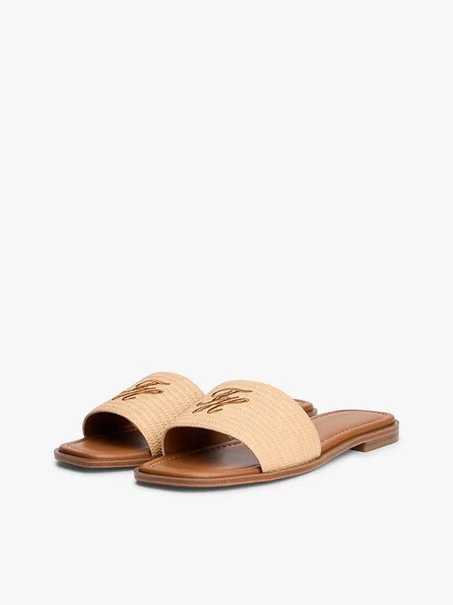 Sandale cu monogramă brodată Sandale cu monogramă brodată