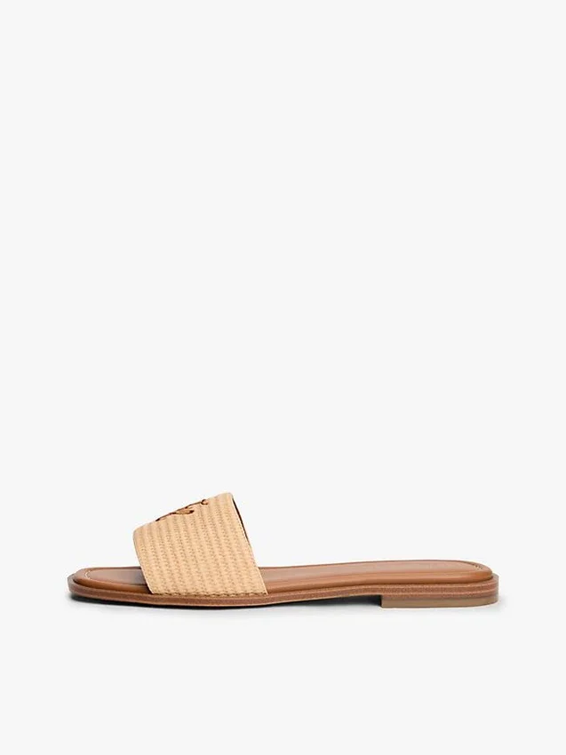 Sandale cu monogramă brodată Sandale cu monogramă brodată
