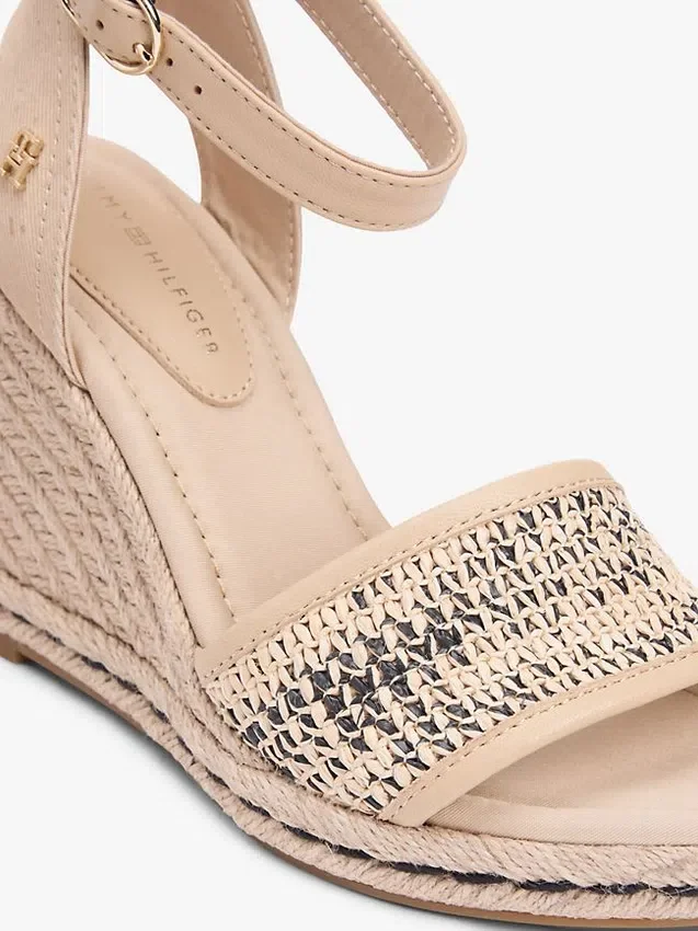 Sandale espadrile cu talpă înaltă din rafie Sandale espadrile cu talpă înaltă din rafie