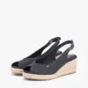 Sandale espadrile cu talpă înaltă și baretă în spate Sandale espadrile cu talpă înaltă și baretă în spate