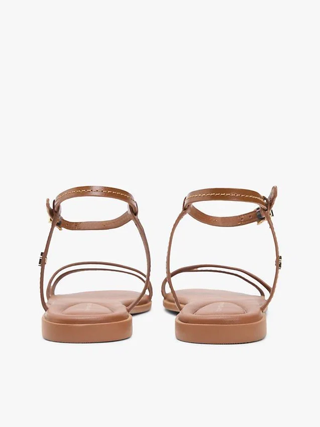 Sandale plate din piele Sandale plate din piele