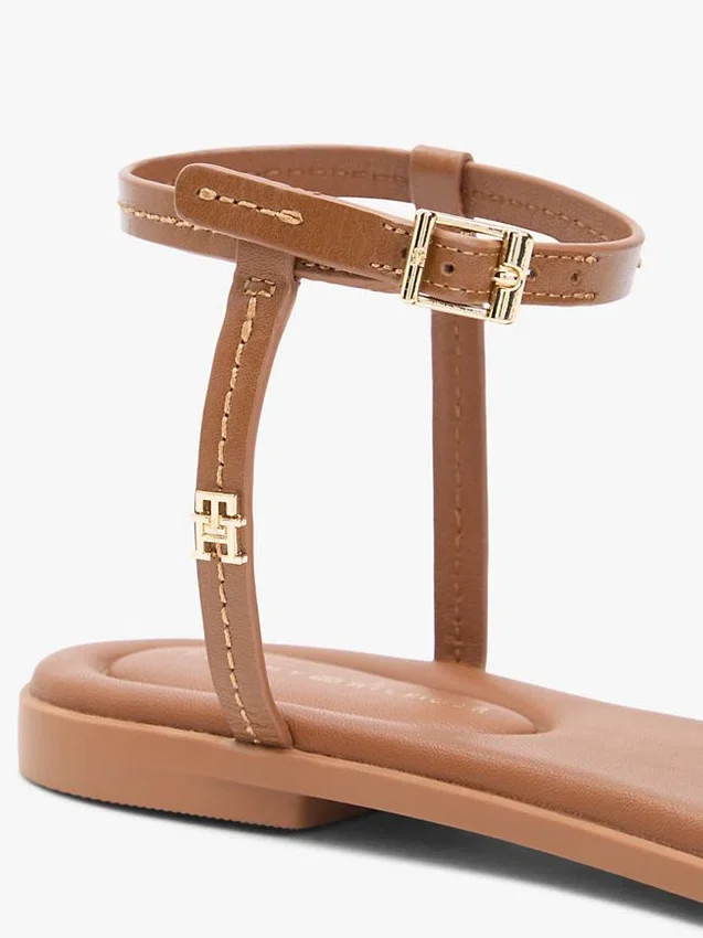 Sandale plate din piele Sandale plate din piele
