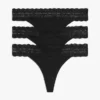 Set de 3 tanga cu bordură din dantelă