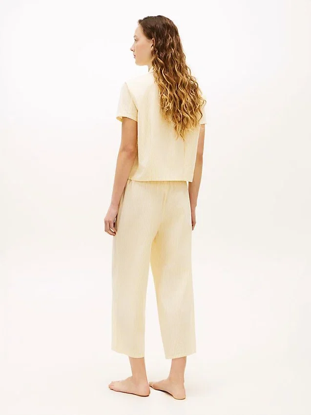 Set de pijamale cu cămașă scurtă și pantaloni Set de pijamale cu cămașă scurtă și pantaloni