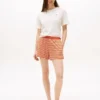 Set de pijamale cu tricou și pantaloni scurți