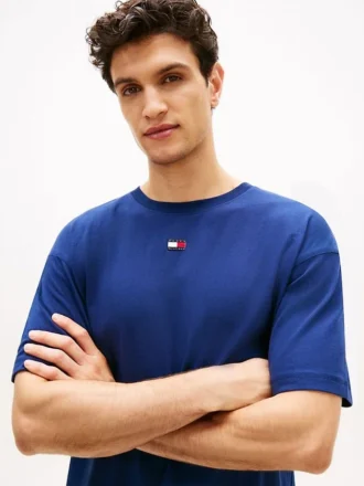 Set de pijamale cu tricou și pantaloni scurți din țesătură Set de pijamale cu tricou și pantaloni scurți din țesătură